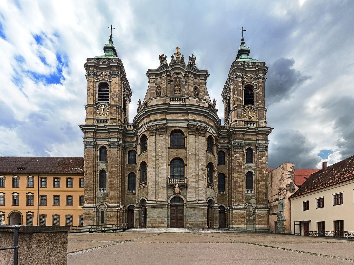Akademie Der Dioezese Weingarten Вайнгартен Экстерьер фото